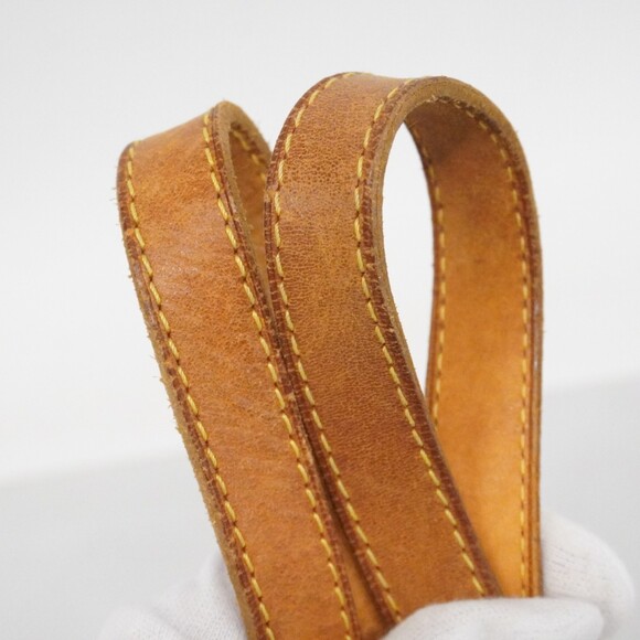 LOUIS VUITTON Brown Monogram Tote Bag - Picture 10 of 16